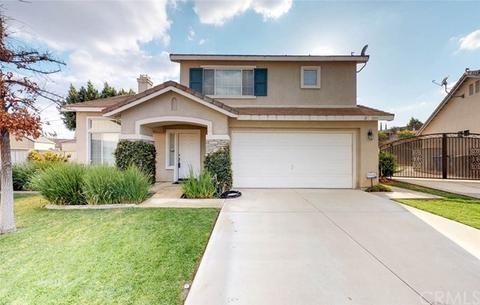 1377 Celtic Ct, Riverside, CA 92507 photo 1