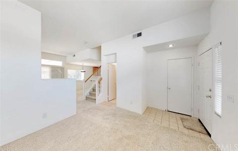 1377 Celtic Ct, Riverside, CA 92507 photo 3