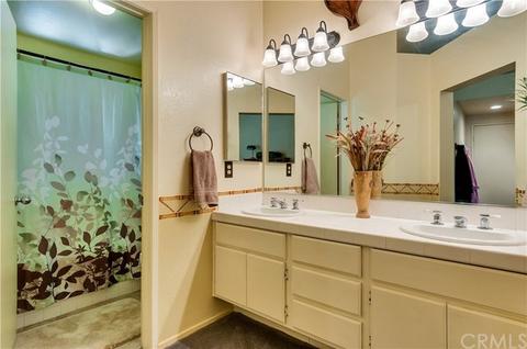 400 Colfax Cir, Corona, CA 92879 photo 14