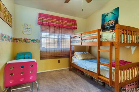 400 Colfax Cir, Corona, CA 92879 photo 17