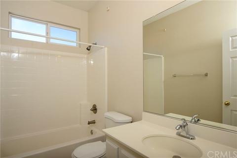 1077 Dolphin Dr, Perris, CA 92571 photo 16