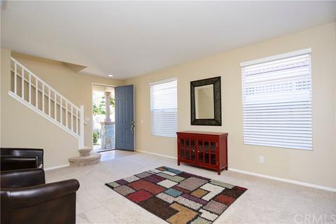 1077 Dolphin Dr, Perris, CA 92571 photo 3