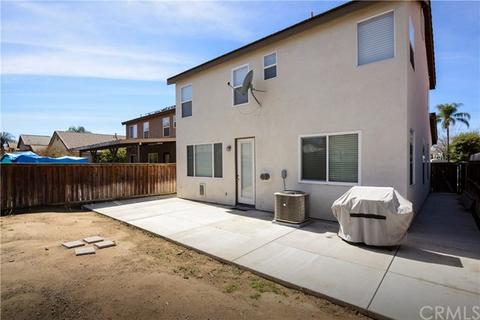 1077 Dolphin Dr, Perris, CA 92571 photo 19