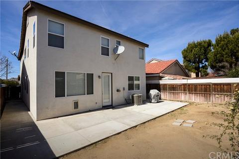 1077 Dolphin Dr, Perris, CA 92571 photo 18