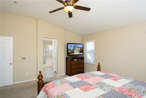 1077 Dolphin Dr, Perris, CA 92571 photo 12