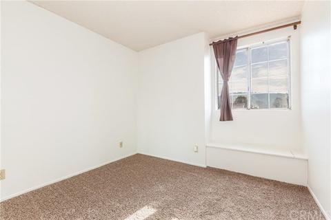 3083 Weatherby Dr, Riverside, CA 92503 photo 20