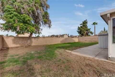 3083 Weatherby Dr, Riverside, CA 92503 photo 22