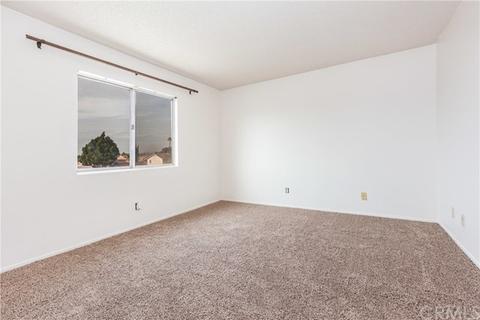 3083 Weatherby Dr, Riverside, CA 92503 photo 14