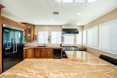 27057 Dawnview Ct, Corona, CA 92883 photo 15