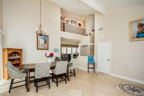 27057 Dawnview Ct, Corona, CA 92883 photo 8