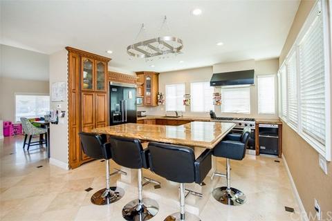 27057 Dawnview Ct, Corona, CA 92883 photo 18