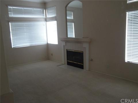 1130 E Commonwealth Ave, San Jacinto, CA 92583 photo 4