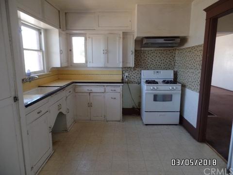 4857 Howard Ave, Riverside, CA 92507 photo 8