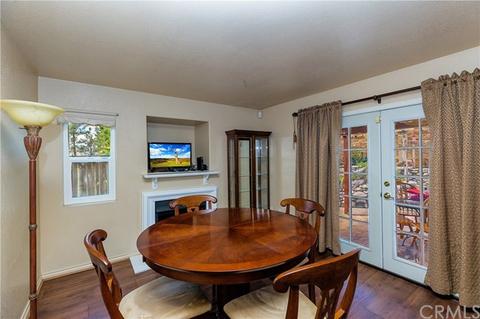 864 W Woodcrest St, Bloomington, CA 92316 photo 9