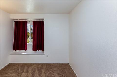864 W Woodcrest St, Bloomington, CA 92316 photo 19