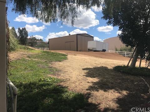 18604 Pinecone Ln, Riverside, CA 92504 photo 12