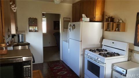 194 S Tamarisk Ave, Rialto, CA 92376 photo 5