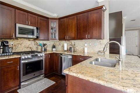 7404 Bull Run Pl, Fontana, CA 92336 photo 8