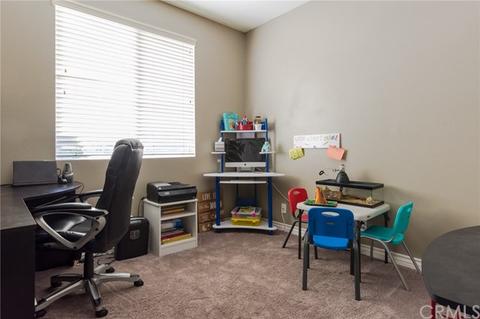 7404 Bull Run Pl, Fontana, CA 92336 photo 11