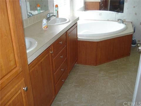 61235 Handley Rd, Landers, CA 92285 photo 14