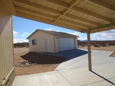 61235 Handley Rd, Landers, CA 92285 photo 3