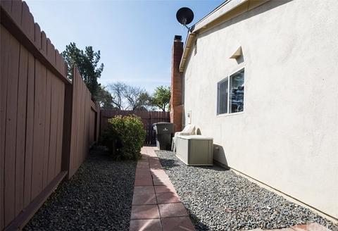 3247 Baffin Dr, Riverside, CA 92503 photo 16