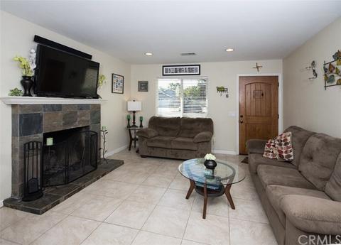 3247 Baffin Dr, Riverside, CA 92503 photo 3