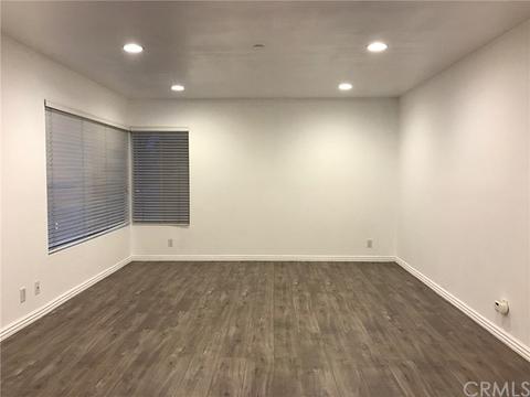 160 Echo Run #71, Irvine, CA 92614 photo 2