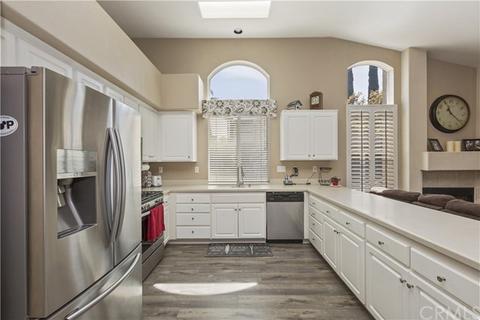 1034 E Chase Dr, Corona, CA 92881 photo 11