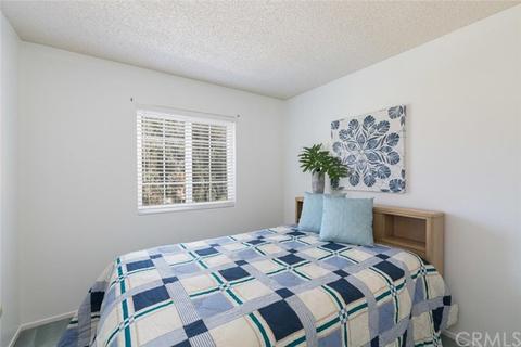 2478 Peacock Ln, Corona, CA 92882 photo 17