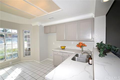 27482 Lark Ct, Temecula, CA 92591 photo 8