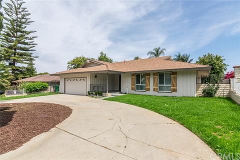 1941 Pine Crest Dr, Corona, CA 92882 photo 1