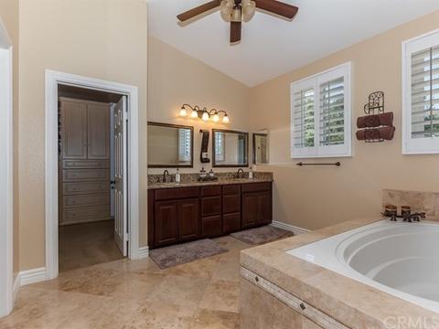 907 Haley Talbert Dr, Corona, CA 92881 photo 31