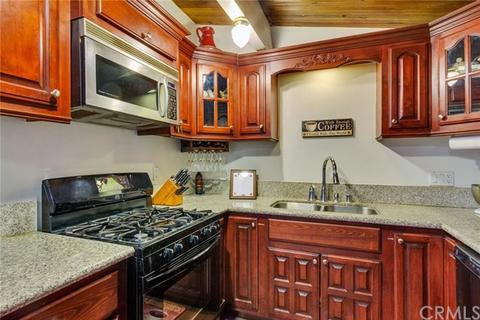 5463 Sunnyside Dr, Riverside, CA 92504 photo 2