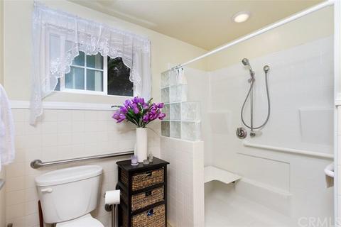 2950 Berkeley Rd, Riverside, CA 92506 photo 22