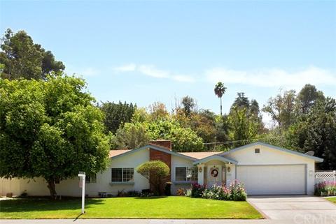 2950 Berkeley Rd, Riverside, CA 92506 photo 2