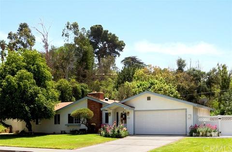 2950 Berkeley Rd, Riverside, CA 92506 photo 1