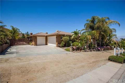2980 Crestview Dr, Norco, CA 92860 photo 2