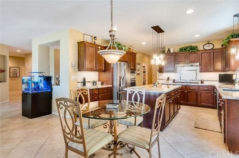 669 John Dr, Corona, CA 92879 photo 11