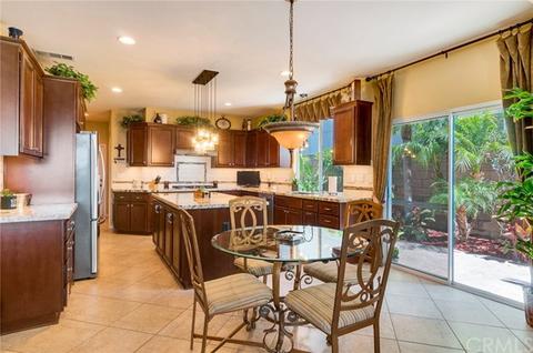 669 John Dr, Corona, CA 92879 photo 10