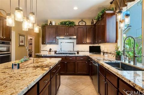 669 John Dr, Corona, CA 92879 photo 14