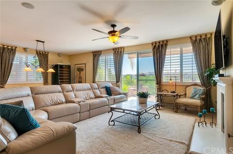 669 John Dr, Corona, CA 92879 photo 5