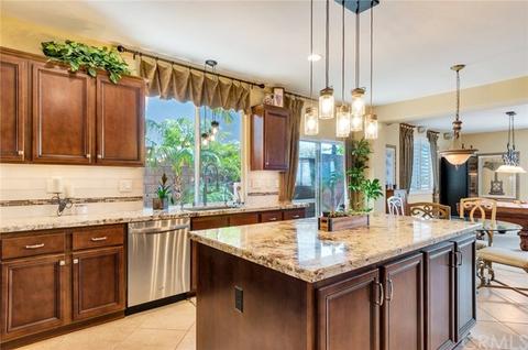 669 John Dr, Corona, CA 92879 photo 13