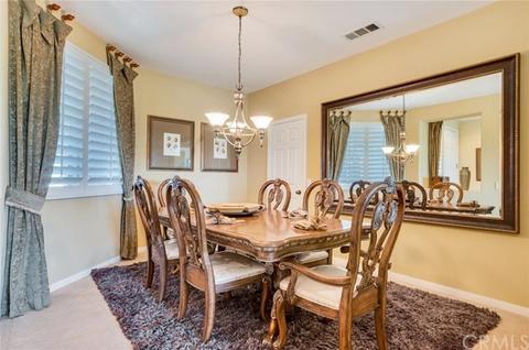 669 John Dr, Corona, CA 92879 photo 4