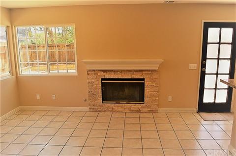 14427 Laguna Ct, Adelanto, CA 92301 photo 9