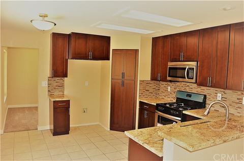 14427 Laguna Ct, Adelanto, CA 92301 photo 6