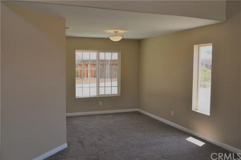 14427 Laguna Ct, Adelanto, CA 92301 photo 2