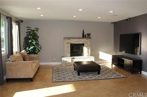 2114 Hibiscus St, Corona, CA 92882 photo 4