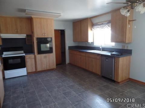 8321 Wells Ave, Riverside, CA 92503 photo 5