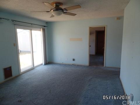 8321 Wells Ave, Riverside, CA 92503 photo 8